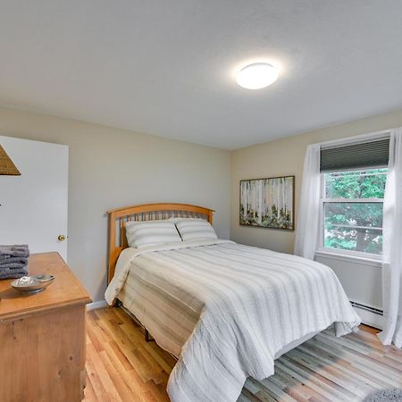 Marblehead Retreat With Sprawling Yard And Gas Grill! Apartamento Exterior foto